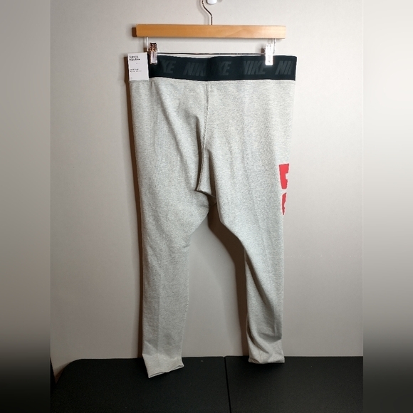 NWT Nike OSU Buckeyes Tight Fit High Rise Leggings, size XL - Picture 2 of 11